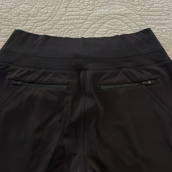 Athleta Venice Black Jogger Pants - Picture 4 of 5